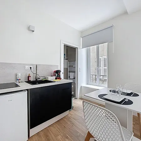 Les De N1 ,clim, Proche A75 Apartment Coudes